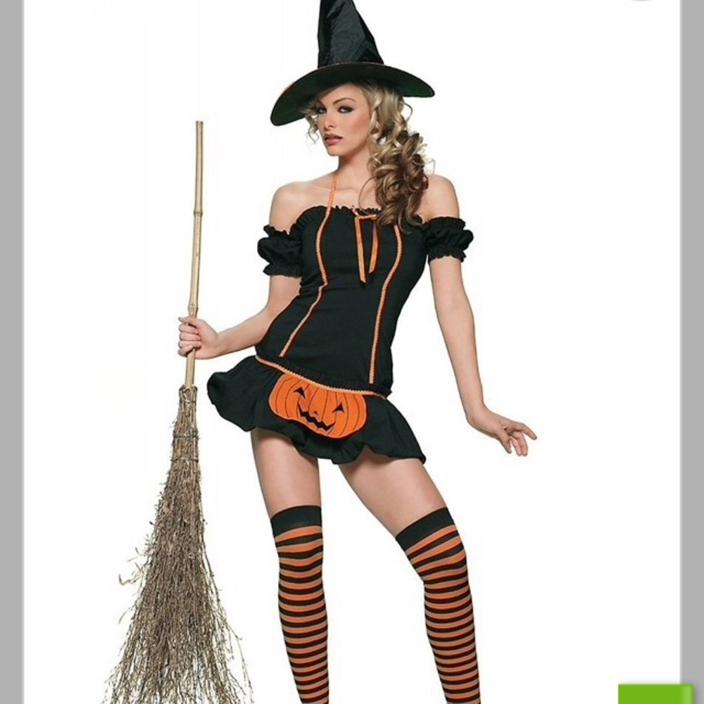 🎃 Sultry Pumpkin Witch Costume 🧙🏻‍♀️